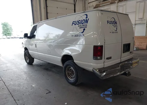 2004 Ford E-350 Super Duty Commercial/Recreational z USA, uszkodzony, nr VIN 1FTSE34L44HA97405